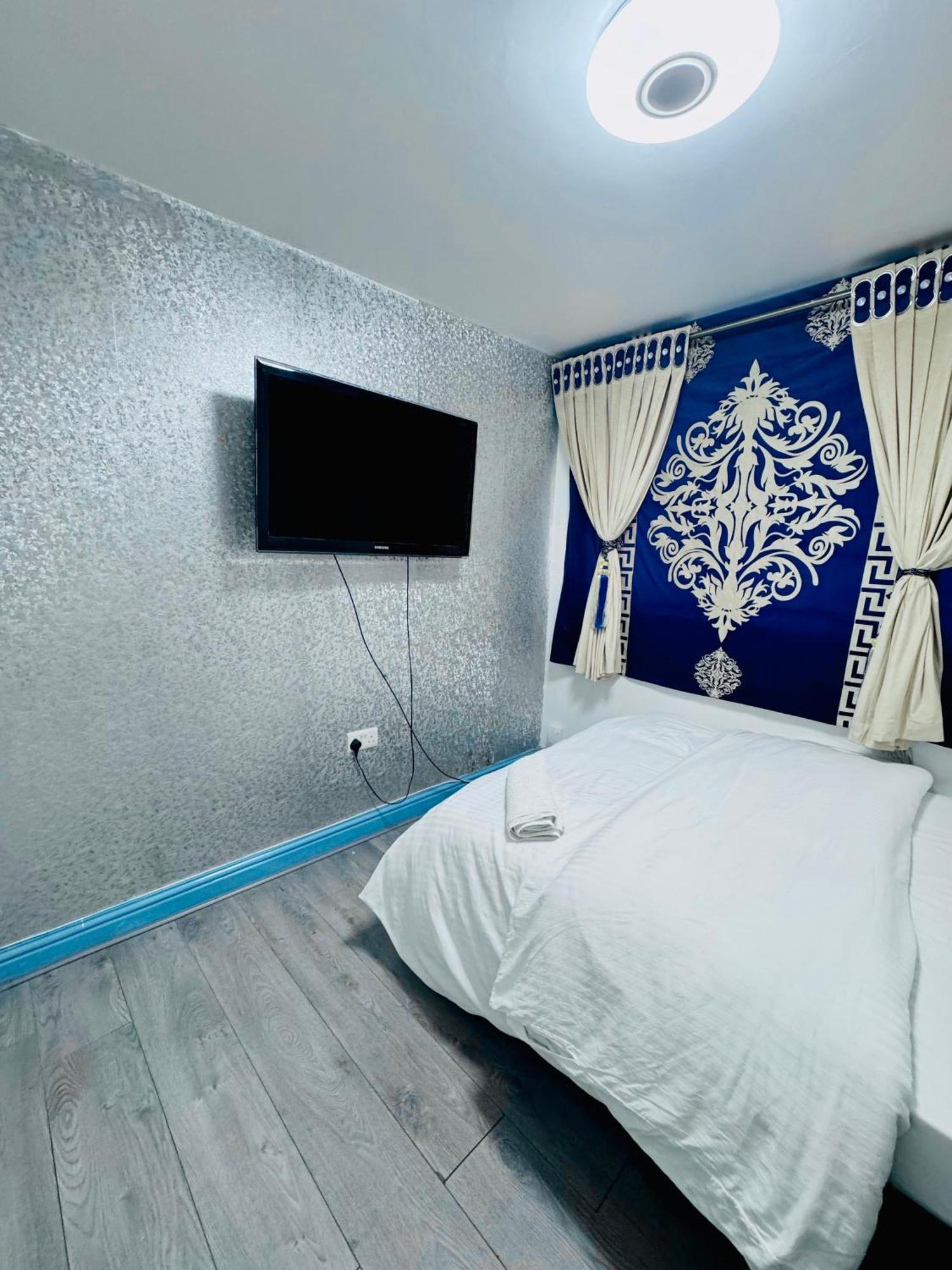 بولتون Unique Private Rooms المظهر الخارجي الصورة