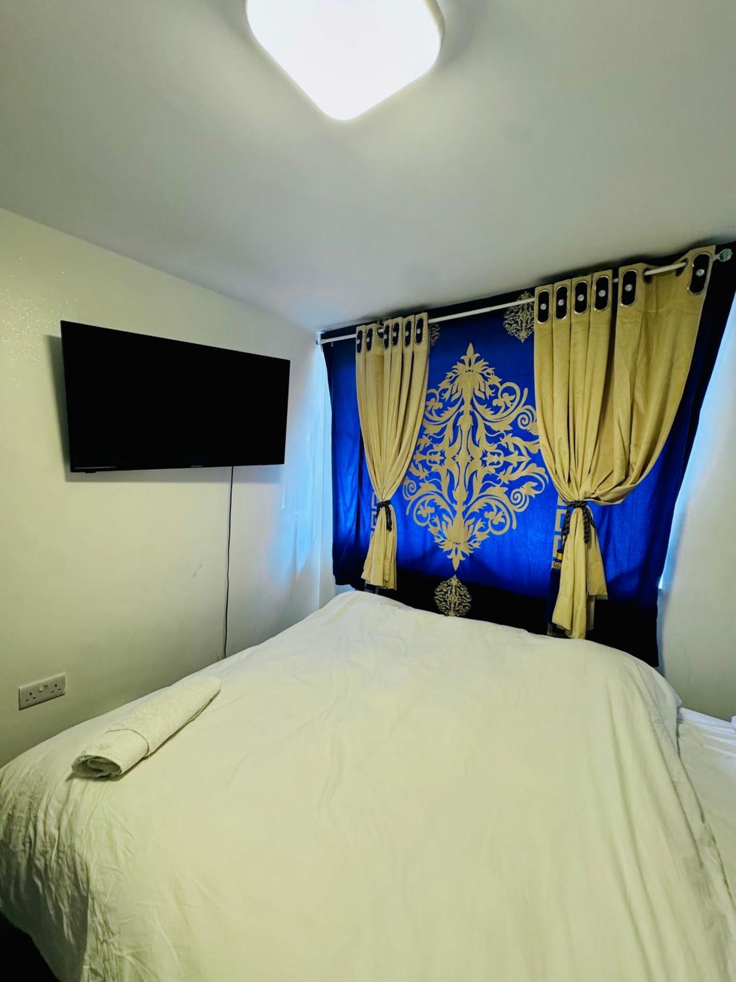 بولتون Unique Private Rooms المظهر الخارجي الصورة