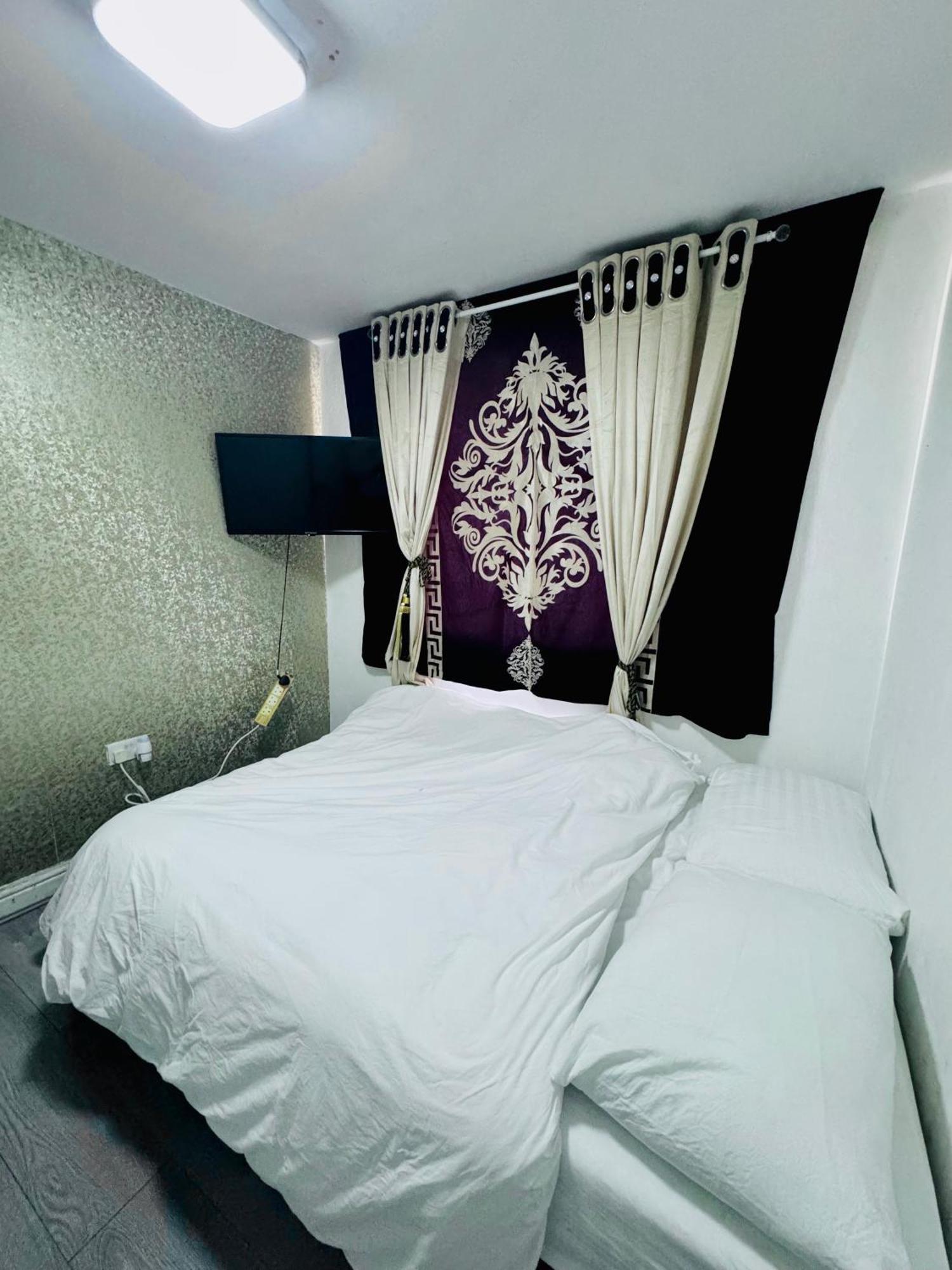 بولتون Unique Private Rooms المظهر الخارجي الصورة